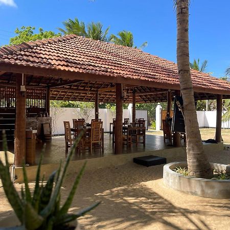 Sea Sand Resort Kalpitiya Exterior photo