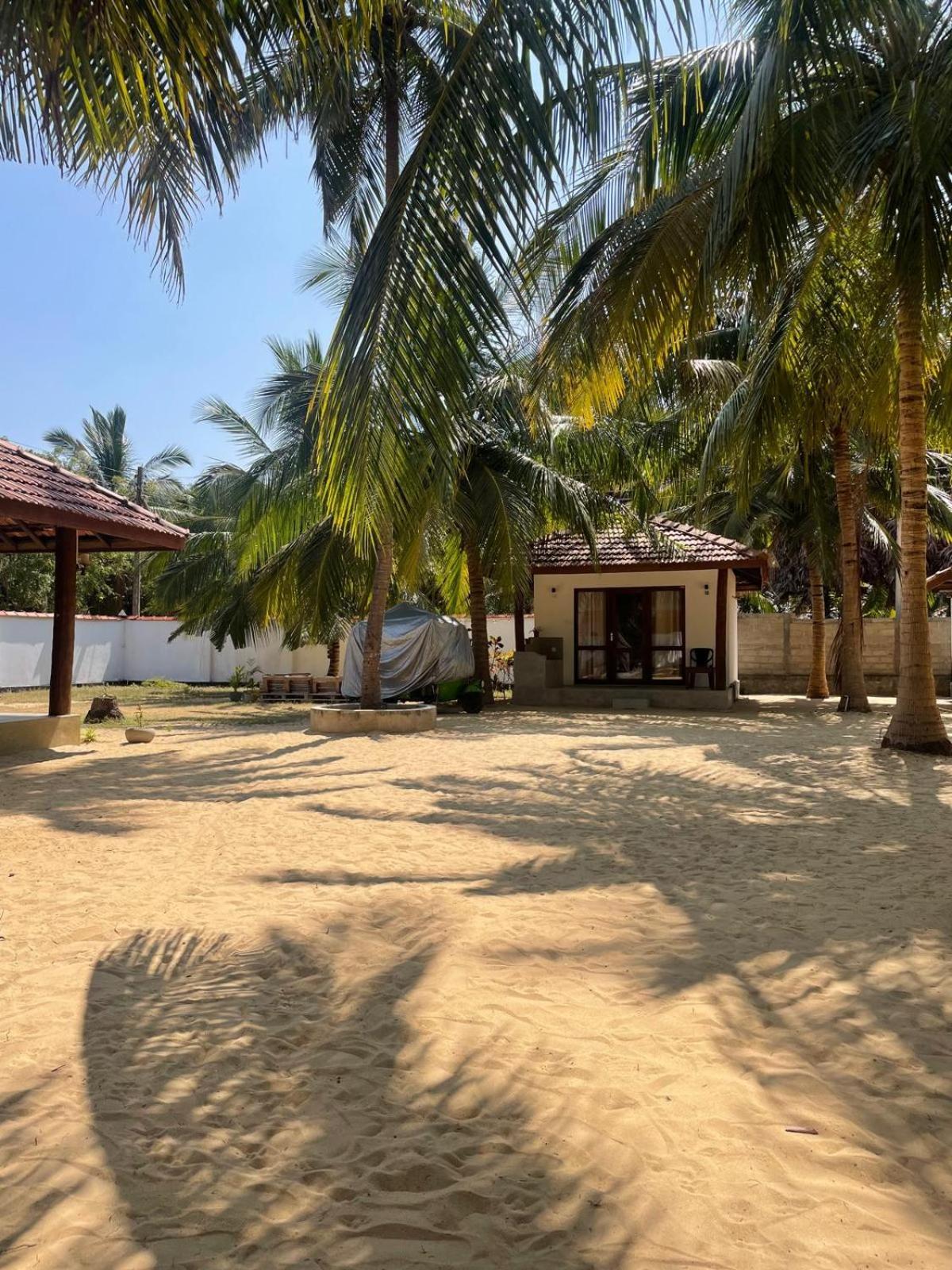 Sea Sand Resort Kalpitiya Exterior photo
