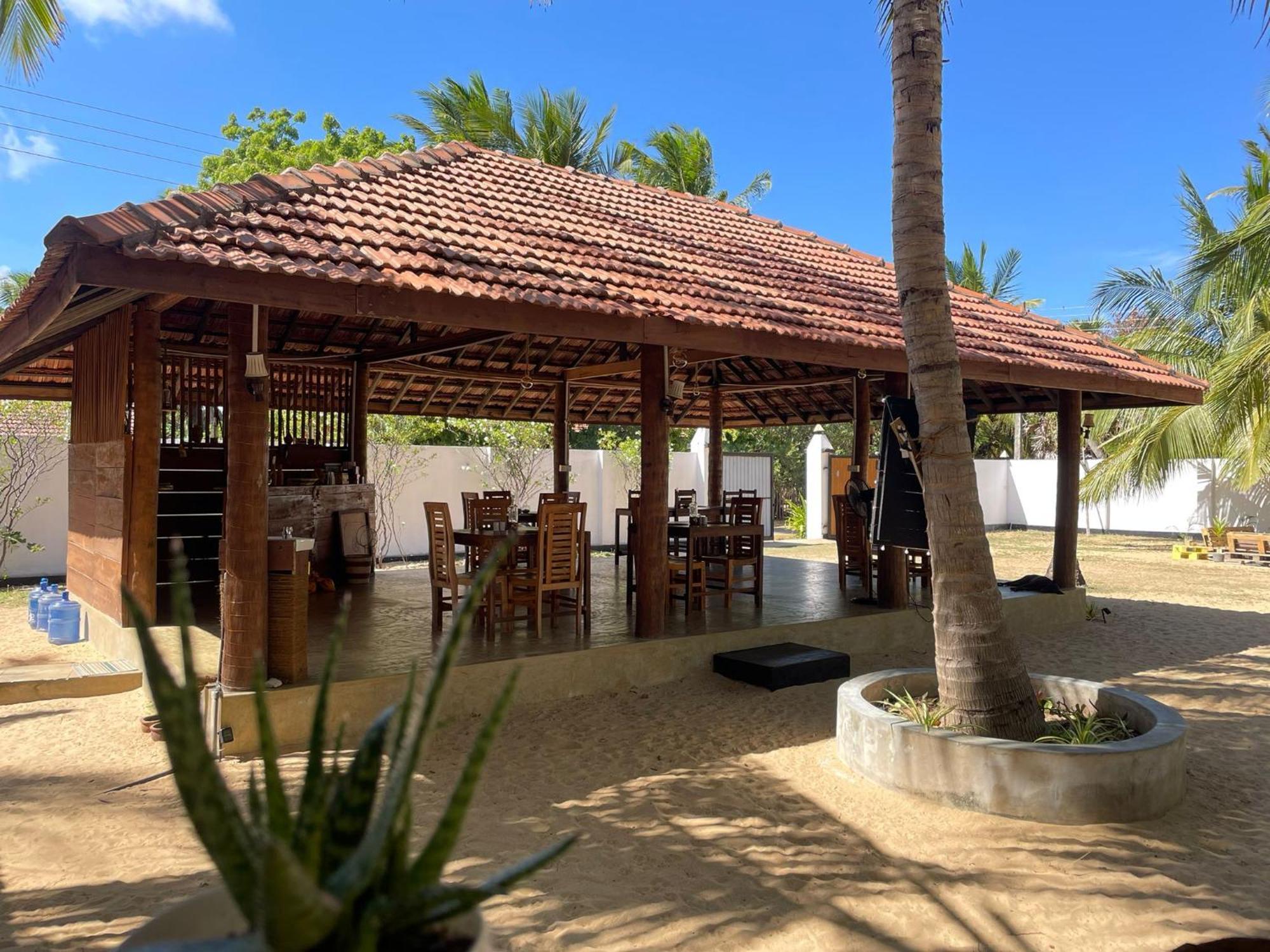 Sea Sand Resort Kalpitiya Exterior photo