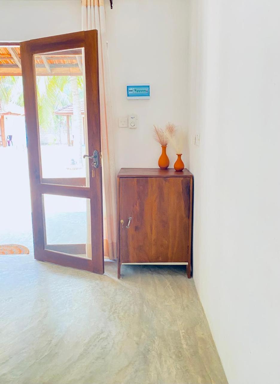 Sea Sand Resort Kalpitiya Exterior photo